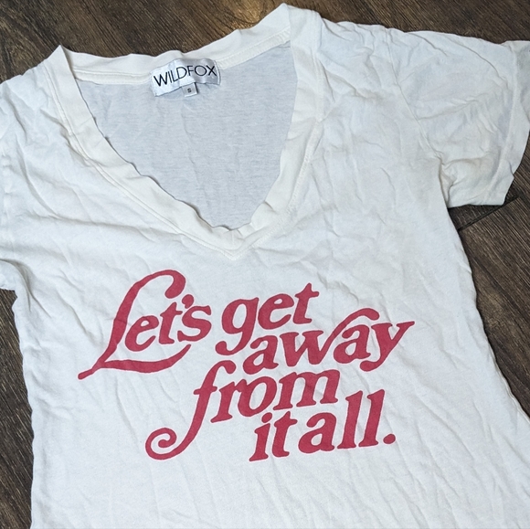 Wildfox 'Let's Get Away From It All' V neck Tshirt white red EUC Small - Picture 5 of 6